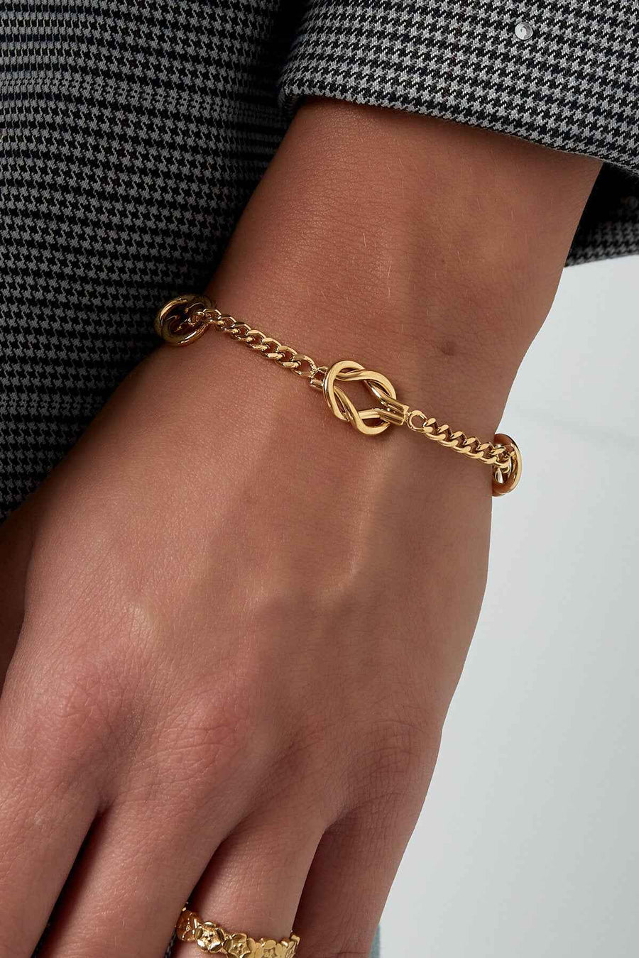 Golden Knot Bracelet